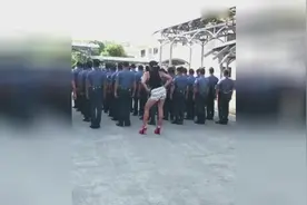 什么叫柔中带刚？什么叫男人味儿？