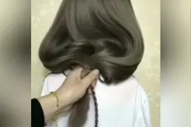 女宝简单大气的扎头方法，都来学学