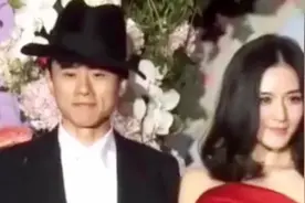 谢娜生双胞胎女儿，张杰傻傻分不清，护士回答亮了！视频封面