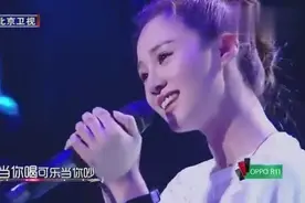 长得甜美声音也很甜，安悦溪演唱《当你》开口就听跪视频封面
