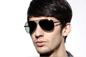 想要帅气出街？你还需要这样一副潮味儿十足的墨镜图片