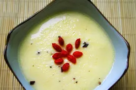 调理更年期子宫出血的三大食疗方图片