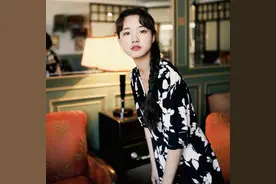 一条印花长裙让夏季更加美丽~图片