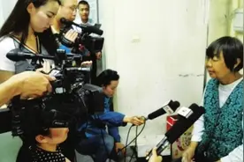 女儿微信呼唤：救救我妈妈图片
