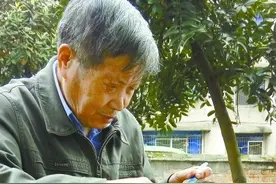 义务理发52载:一把小推剪,毫末技艺顶上人品图片
