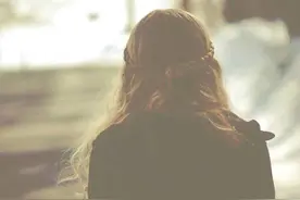 你知道男人怎样表现出他很爱某个女人吗？图片