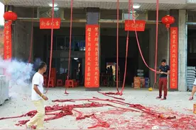 民间歌谣：建房撒喜糖歌、传启关包袱歌、开剪歌图片