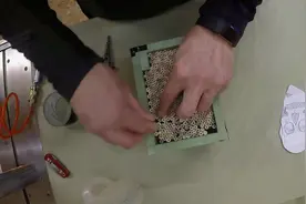 铅笔还能这么玩？用彩色铅笔雕刻成的骷髅视频封面