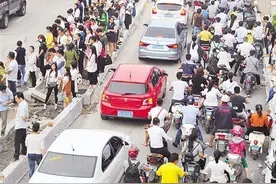 提醒丨竹溪立交封闭施工车多路少 尽量不去民族大道添堵图片