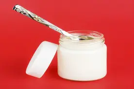 耳鸣吃什么好？耳鸣饮食禁忌需注意图片