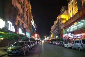 走进中越边陲小镇一浦寨，感受别样的越式风情！图片