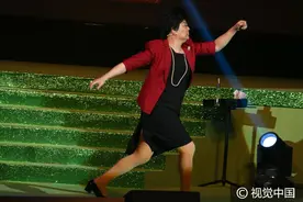 阮兆祥反串女人爆笑 陈小春任嘉宾义气助阵图片