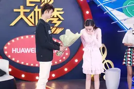 “偏见女”迪丽热巴PK“傲娇男”张云龙表情包大战萌炸了！图片