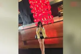 63岁赵雅芝j节日穿热裤秀美腿 网友：长到不科学视频封面
