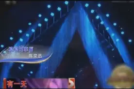 陈奕迅，用心唱歌的歌手，《稳稳的幸福》只有用心才能体会！视频封面