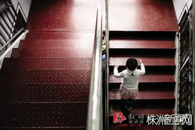 不一样的童年--记脑瘫患儿寒冷而温暖的冬天图片
