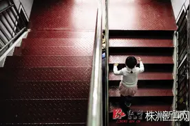 不一样的童年--记脑瘫患儿寒冷而温暖的冬天图片
