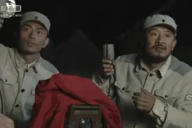石头结婚！这可能是最后一段开心的剧情了！还有相机合影！视频封面