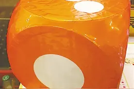 都是套路！吃火锅甩骰子 点数越大返钱越多？图片