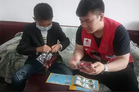 红基会走进湖南入户探望白血病患儿图片