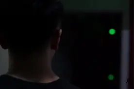 当自己一个人走夜路时感到害怕该怎么办，原来还可以这样壮胆