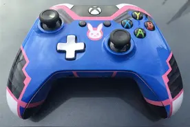 好想买一个！守望先锋D.VA主题XBOX手柄图片
