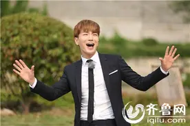 super junior队长利特国内综艺首秀 自称最爱山东煎饼图片