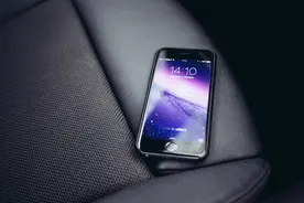苹果申请新专利 iPhone成为临时车钥匙图片