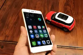 花420元在闲鱼上买了个vivo手机，开箱后觉得这一波赚了！视频封面