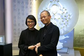 世界最大的琉璃千手千眼观音像首次亮相香港图片