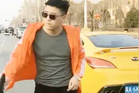 张嘉译版“社会摇”爆火，魔性步伐引全民模仿，背后故事令人心酸视频封面