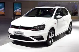 想给孩子妈选一辆接送孩子的代步车？这2款两厢车你一定要看！