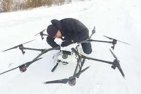 现代农业植保无人机 俄罗斯小伙现场展示新购大疆MG-1