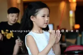 稚嫩的“超模”就是这么鲜活||国际范儿时装秀图片