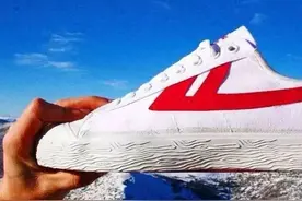 当你被Adi,Nike团团包围，你还记得有一双鞋叫回力吗？图片