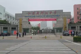 史上最严高考落下帷幕，邗江参考人数2616人，同比去年有减少图片