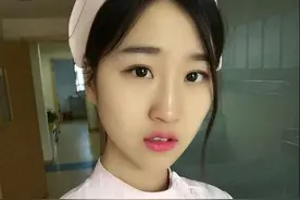 那年我旷课去网吧却在宾馆门前遇见老师和我爸，从此我不再缺钱花图片
