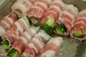 酱烧小黄瓜猪肉卷图片