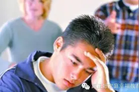 16岁少年 踹断玻璃，竟然是因为妈妈....图片