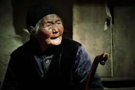 继母1000平方拆迁房分三个儿子，如今却只能让我来养!图片