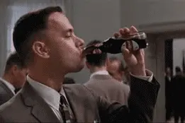 大叔喝可乐致瘫痪，可乐：怪我咯？图片