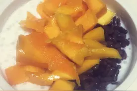 芒果+红豆椰汁甜品，有益胃、止吐等功效孕妇朋友赶快看看怎么制图片