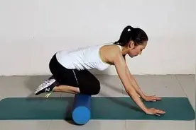 泡沫轴筋膜放松训练 放松你的肌肉图片