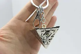 高手在民间 手工达人用纸张自制逆天千年神器图片