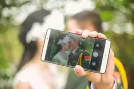 惊艳！这样的高逼格婚纱照，只有嫁给军人才会有！图片