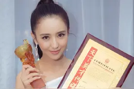 佟丽娅大长腿现身，干净利落，网友：陈思诚真的赚到了啊图片