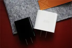 ZMI快速充电器，小米移动电源10000mAh高配版充电实测图片