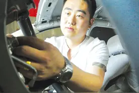 90后靠二手车实现创业梦想图片