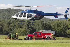 大型农业农药直升机载药量800公斤 每天农林喷洒达18万亩图片