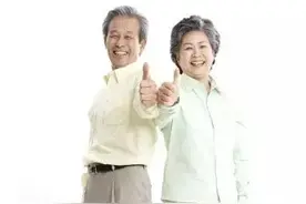 快告诉老爸老妈！外埠老人在惠免费坐公交不用居住证啦！图片